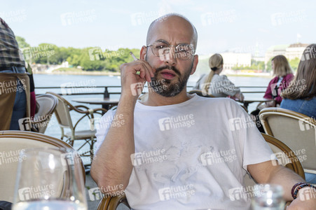 Fototermin mit Mete Güner in Hamburg