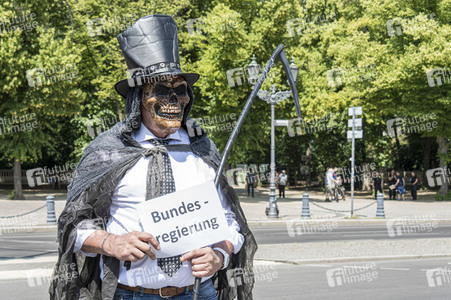 Bus-Sternfahrt in Berlin