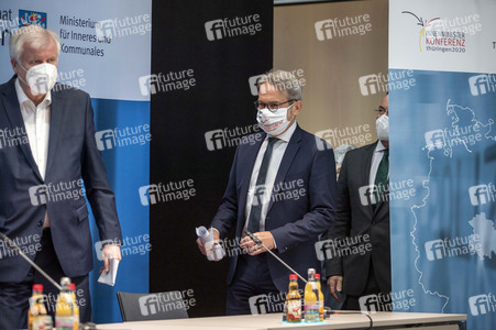 Pressekonferenz zur Innenministerkonferenz Thüringen 2020 in Erfurt
