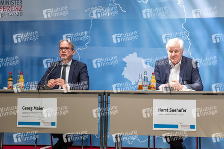 Pressekonferenz zur Innenministerkonferenz Thüringen 2020 in Erfurt