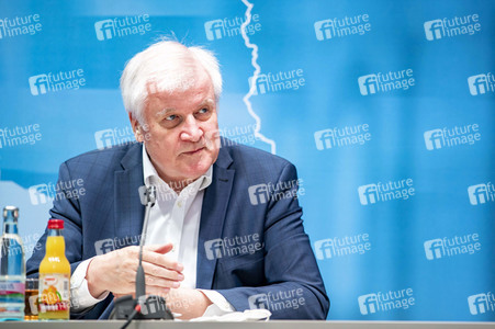 Pressekonferenz zur Innenministerkonferenz Thüringen 2020 in Erfurt