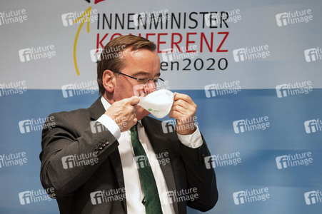 Pressekonferenz zur Innenministerkonferenz Thüringen 2020 in Erfurt