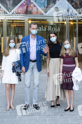 Royals besuchen die Flamenco-Show 'Fandango Avenue' in Madrid