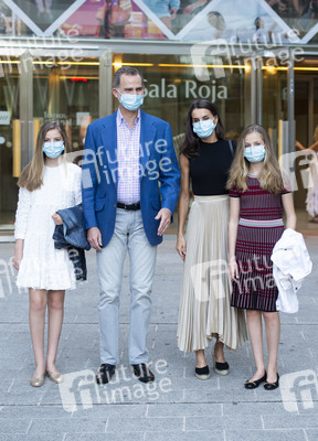 Royals besuchen die Flamenco-Show 'Fandango Avenue' in Madrid