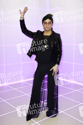 Julian F.M. Stoeckel & Friends im Selfie-Museum The Wow Gallery in Berlin