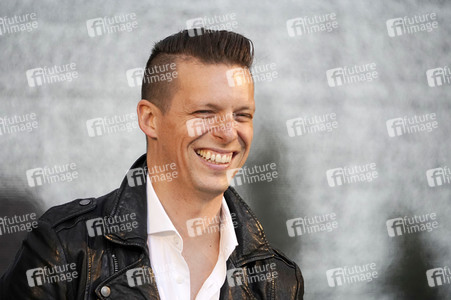 Picknickkonzert mit Billy Andrews / The Dark Tenor & Trio Ensemble in Werder