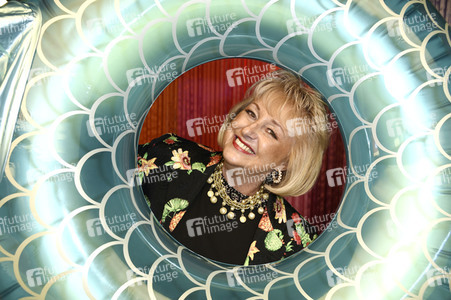 Julian F.M. Stoeckel & Friends im Selfie-Museum The Wow Gallery in Berlin