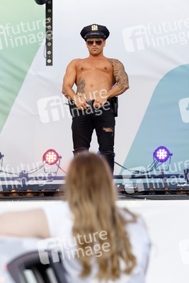 Autokino-Show mit den Sixx Paxx in Bonn