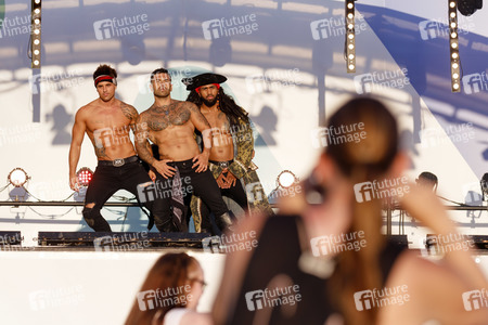 Autokino-Show mit den Sixx Paxx in Bonn