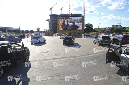 Autokino-Screening des Films 'Tschick' in Hamburg