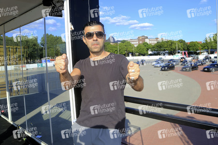 Autokino-Screening des Films 'Tschick' in Hamburg