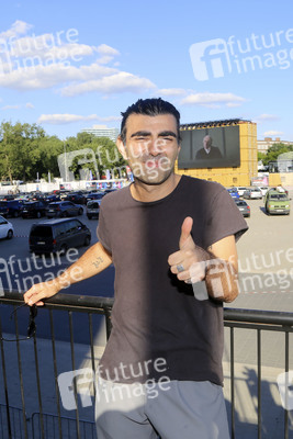 Autokino-Screening des Films 'Tschick' in Hamburg