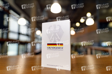 Symbolfoto Grundgesetz