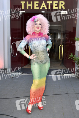 Zieleinlauf der Aktion '750 Kulturkilometer' in Berlin