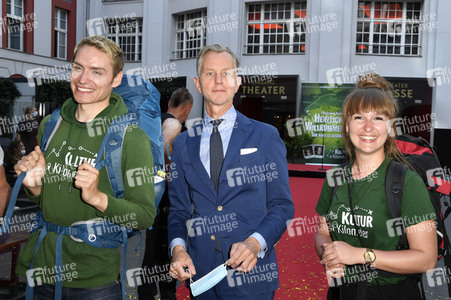 Zieleinlauf der Aktion '750 Kulturkilometer' in Berlin