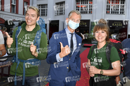 Zieleinlauf der Aktion '750 Kulturkilometer' in Berlin