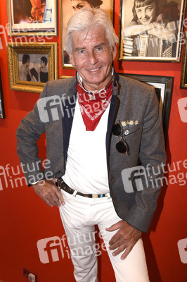 Wiedereröffnung des Café Marimba in München