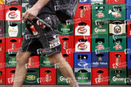 Symbolfoto Bierkästen