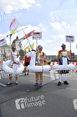 Demonstration 'Berlin Pride 2020' in Berlin