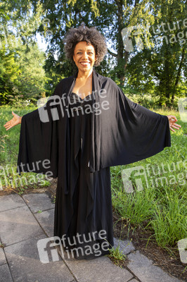 Show 'Hämmerle kommt! Mit Fola Dada!' in Friedrichshafen