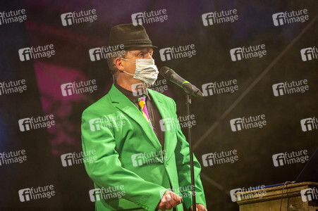 Show 'Hämmerle kommt! Mit Fola Dada!' in Friedrichshafen