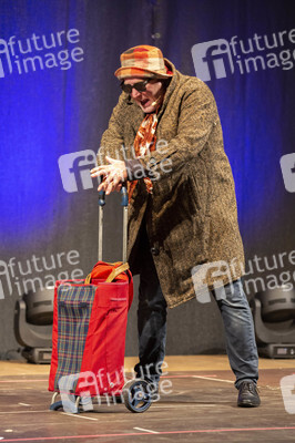 Show 'Hämmerle kommt! Mit Fola Dada!' in Friedrichshafen