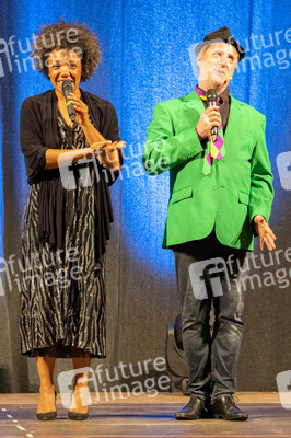 Show 'Hämmerle kommt! Mit Fola Dada!' in Friedrichshafen