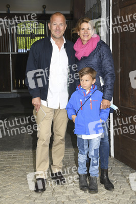 Presserundgang auf der Circus Krone-Farm. Weßling