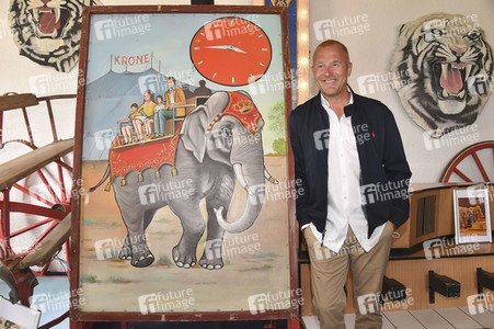 Presserundgang auf der Circus Krone-Farm. Weßling