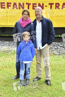 Presserundgang auf der Circus Krone-Farm. Weßling