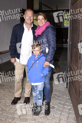 Presserundgang auf der Circus Krone-Farm in Weßling