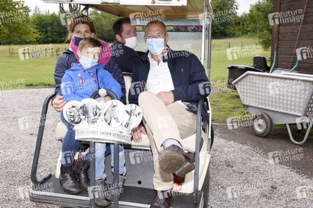 Presserundgang auf der Circus Krone-Farm in Weßling