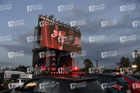 Autokino Live Konzert von Sido in Schönefeld