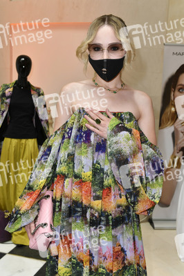 Anja Gockel Fashionshow Summer 2021 'Asuka' in Berlin