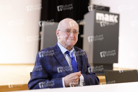 Schenkung von Alfred Biolek in Köln