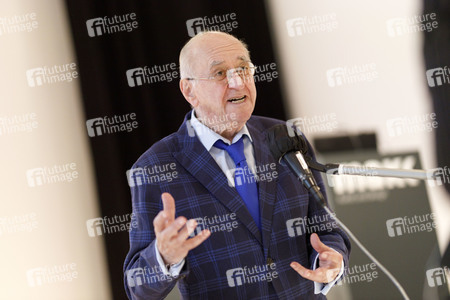 Schenkung von Alfred Biolek in Köln