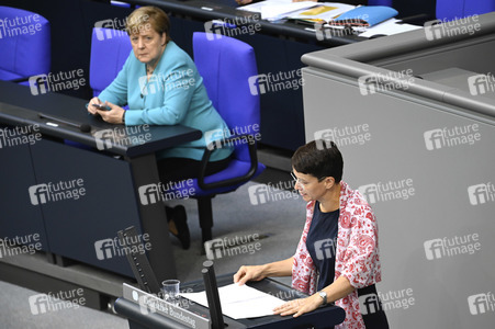 Abstimmung zum Corona Konjunkturpaket in Berlin