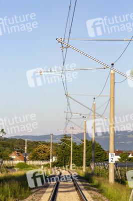 Ausbaustrecke der neu elektrifizierten Südbahn bei Lindau