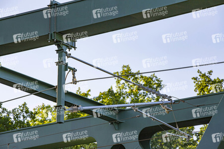 Ausbaustrecke der neu elektrifizierten Südbahn bei Lindau