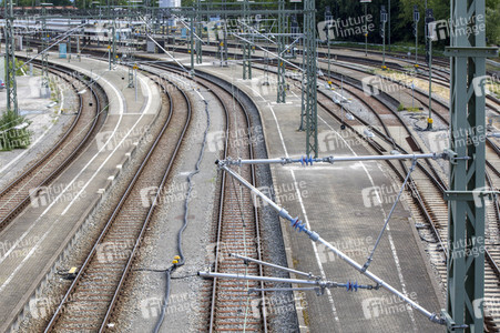 Ausbaustrecke der neu elektrifizierten Südbahn bei Lindau