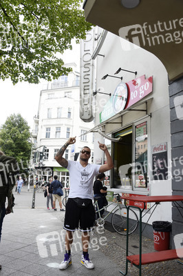 Demonstration zur Rettung des Kinos Colosseum in Berlin