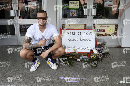 Demonstration zur Rettung des Kinos Colosseum in Berlin