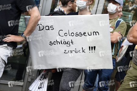 Demonstration zur Rettung des Kinos Colosseum in Berlin