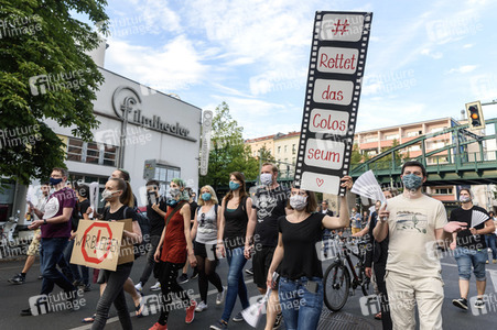 Demonstration zur Rettung des Kinos Colosseum in Berlin