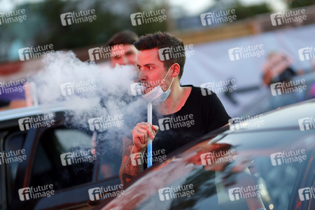 Autokino-Konzert von Le Shuuk in Bonn
