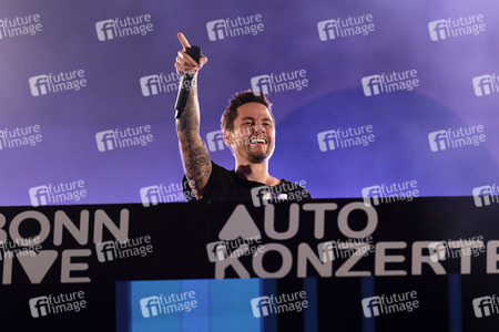 Autokino-Konzert von Le Shuuk in Bonn