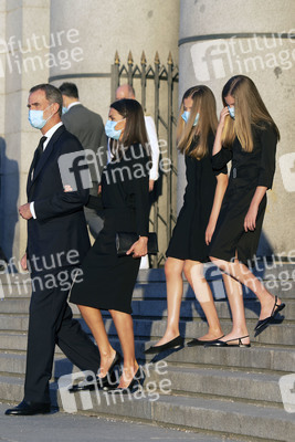 Gedenkmesse für die Opfer des Coronavirus in Madrid