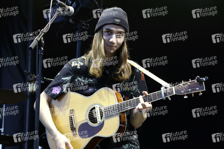 Autokinokonzert von Desmond Lewis in Hamburg