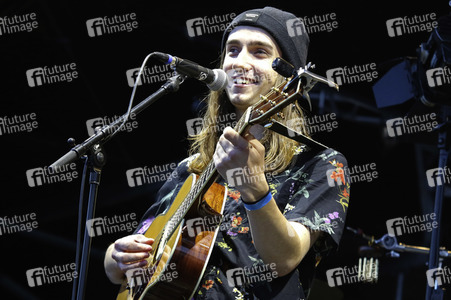 Autokinokonzert von Desmond Lewis in Hamburg