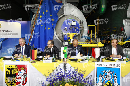 Unterzeichnung des Letter of Intent 'Klimaneutrale Fernwärme für die Europastadt Görlitz/Zgorzelec'